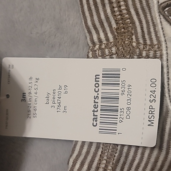 NWT Carter's Newborn & 3 Months Outfit Bundle - Picture 13 of 13
